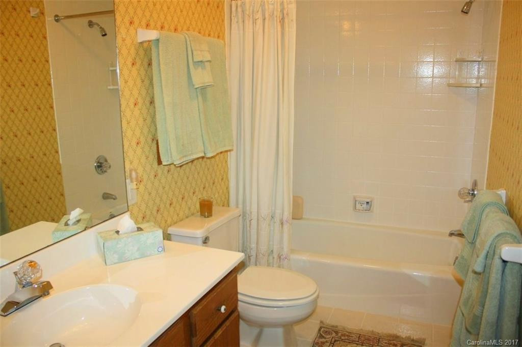 303 Eagles Nest Court #303 - Photo 15