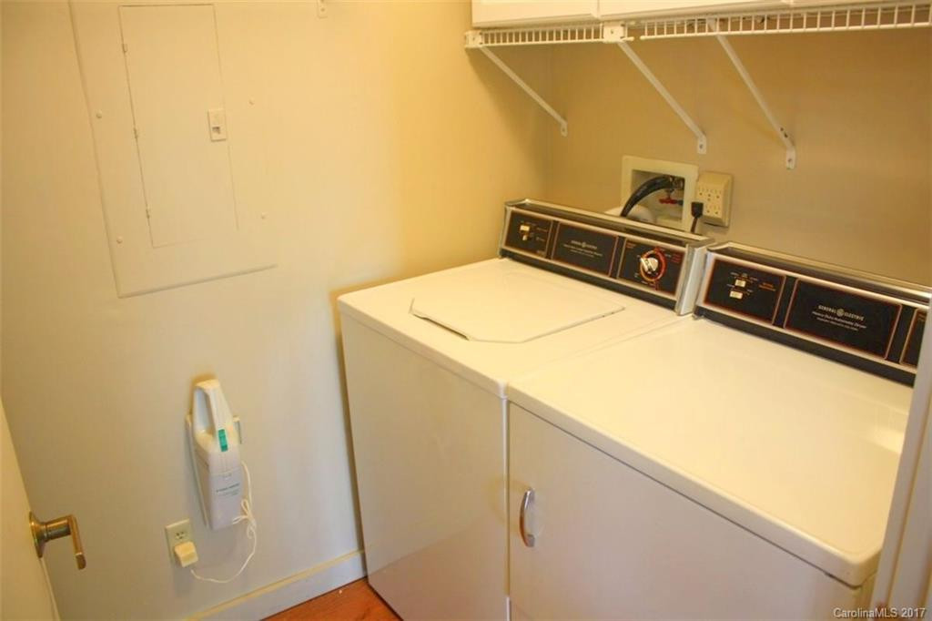 303 Eagles Nest Court #303 - Photo 18