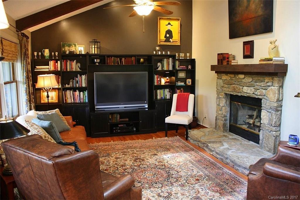303 Eagles Nest Court #303 - Photo 4