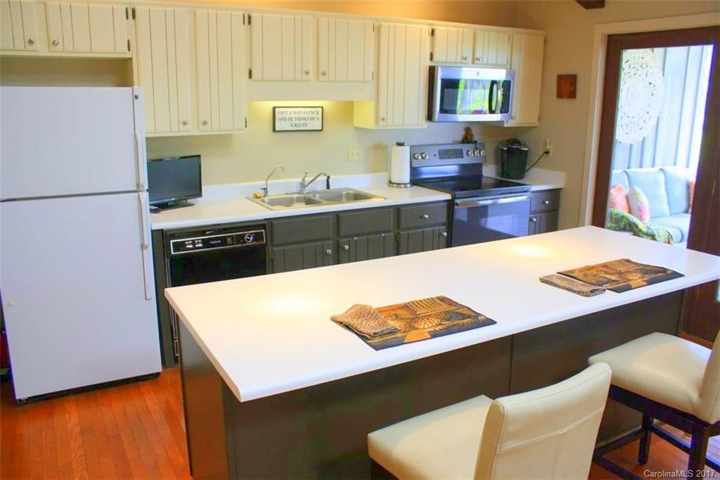 303 Eagles Nest Court #303 - Photo 6