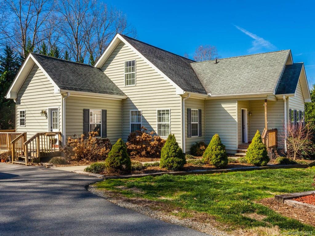 331 Blythewood Drive - Photo 2