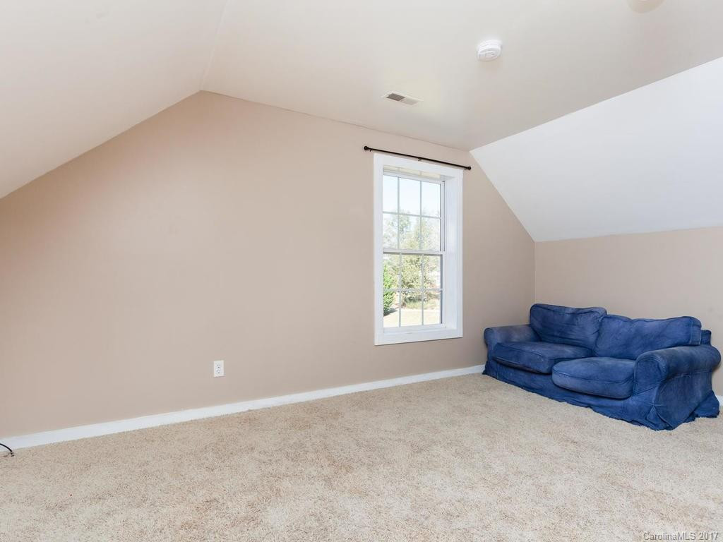 331 Blythewood Drive - Photo 17