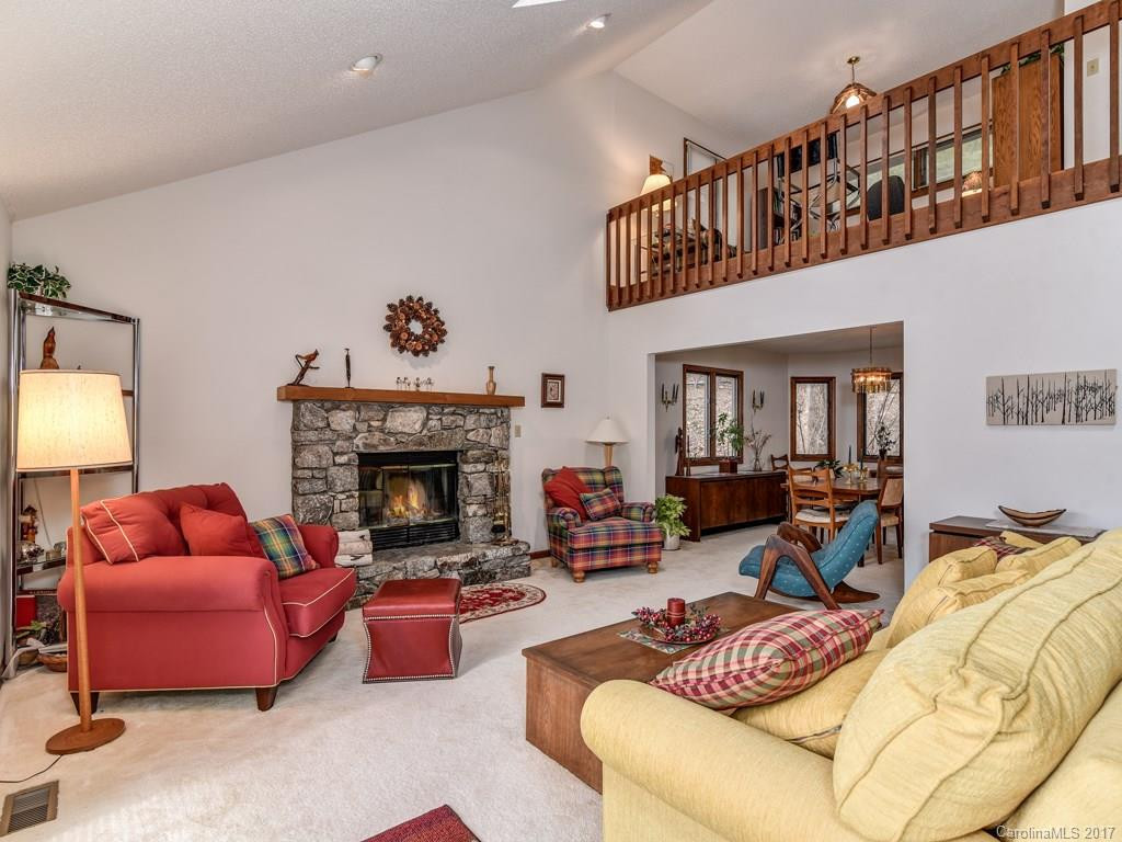10 Crestwood Lane - Photo 5