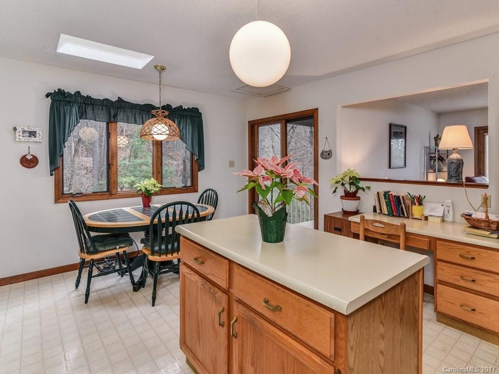 10 Crestwood Lane - Photo 8