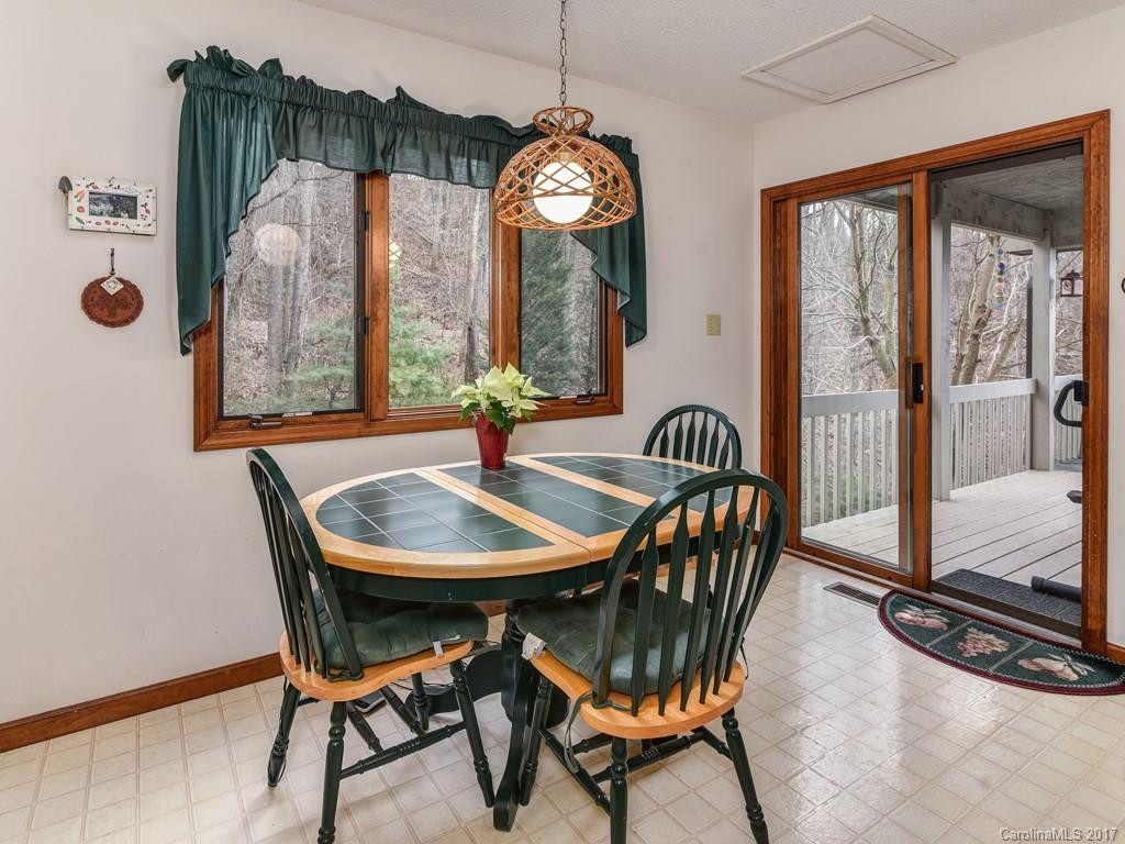 10 Crestwood Lane - Photo 9