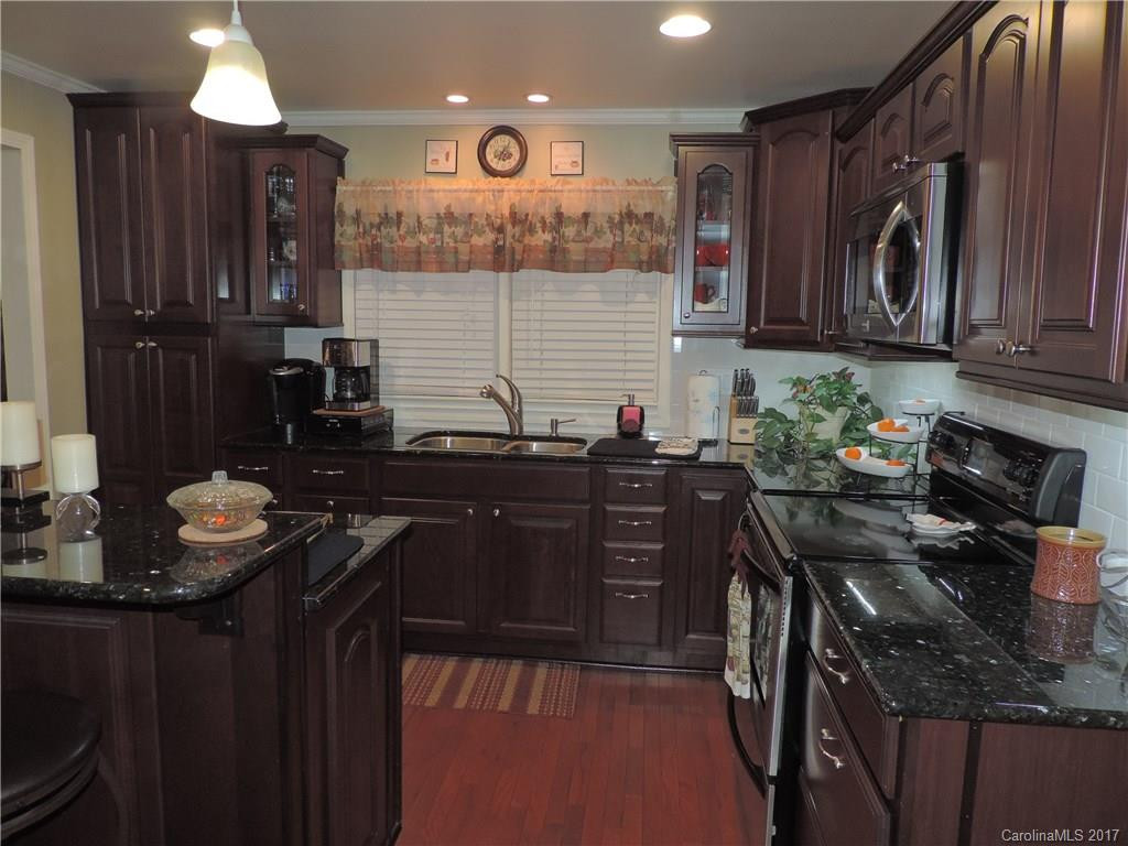 16 Cornwell Drive - Photo 18