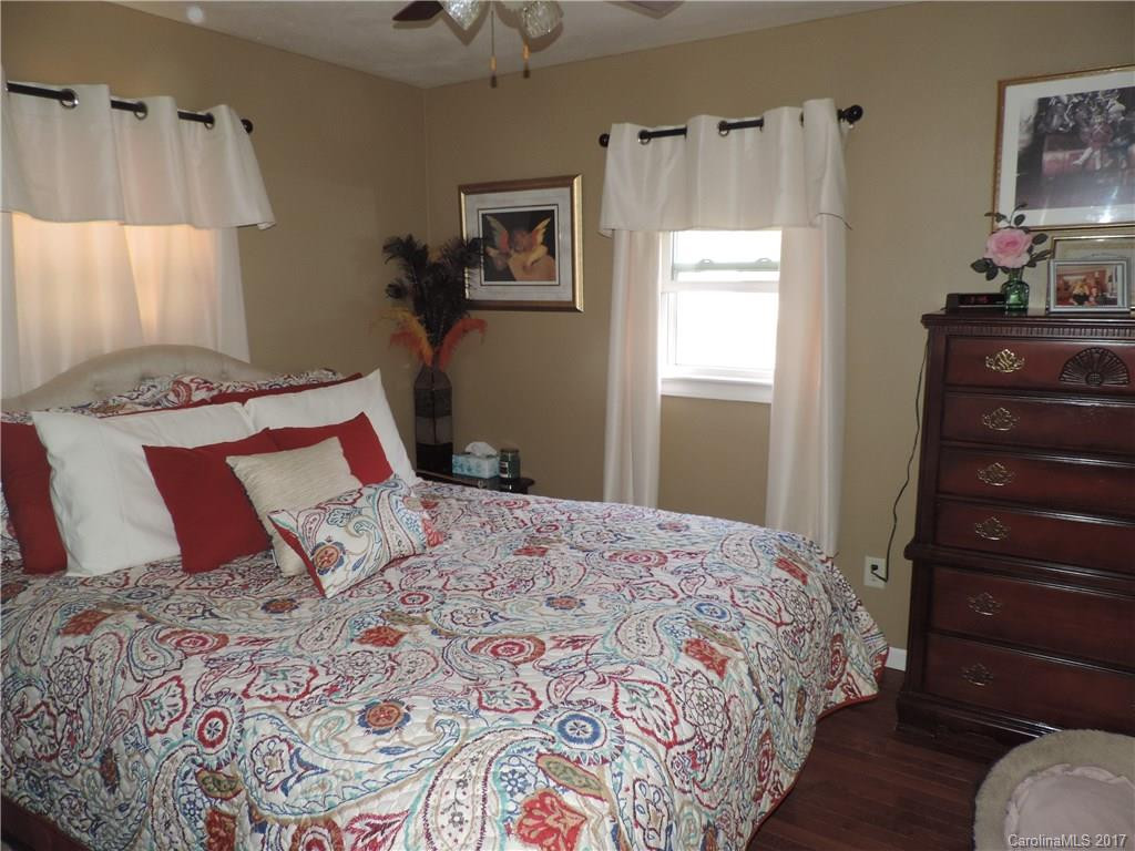 16 Cornwell Drive - Photo 4