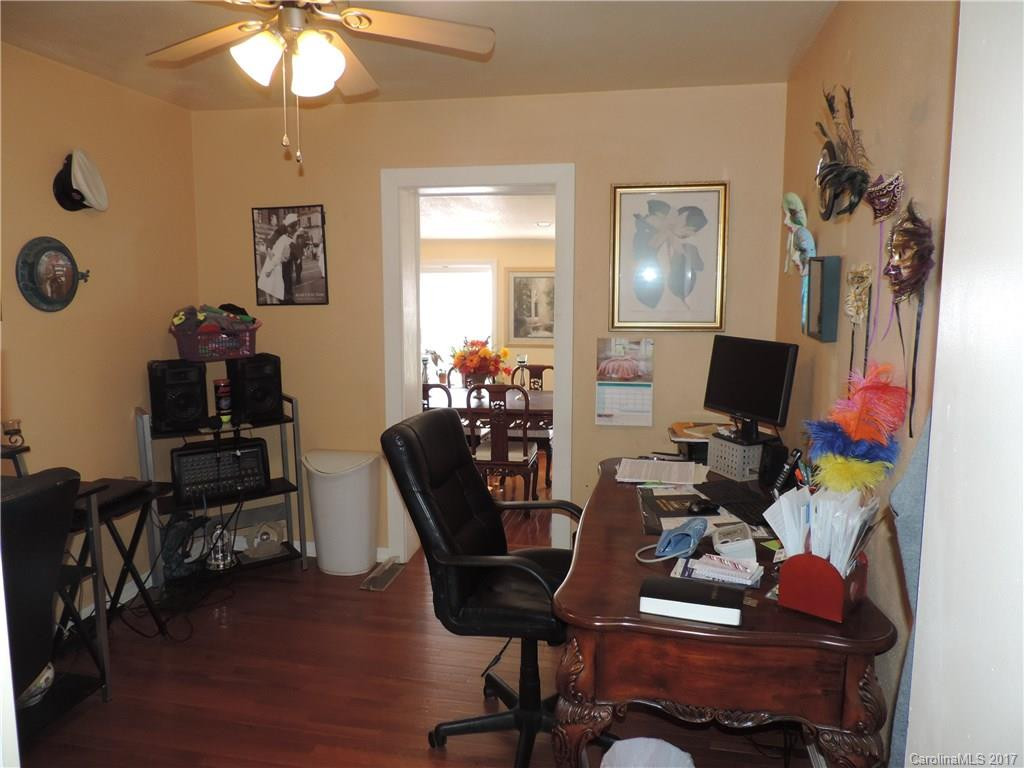 16 Cornwell Drive - Photo 5