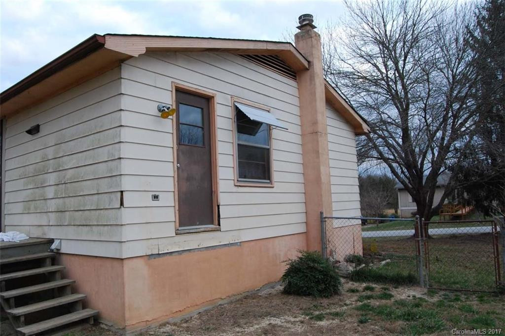 1177 Runway Drive - Photo 4
