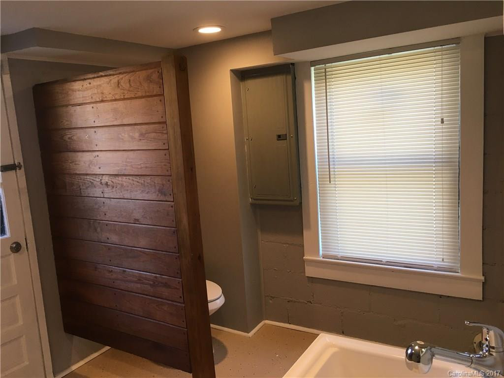 609 Edgewood Avenue - Photo 8