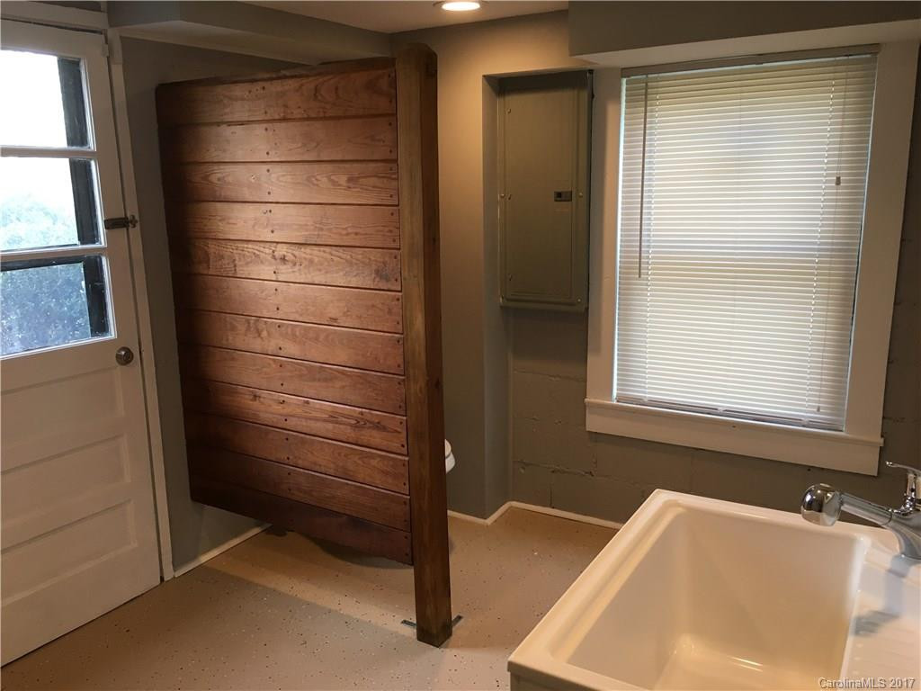 609 Edgewood Avenue - Photo 9