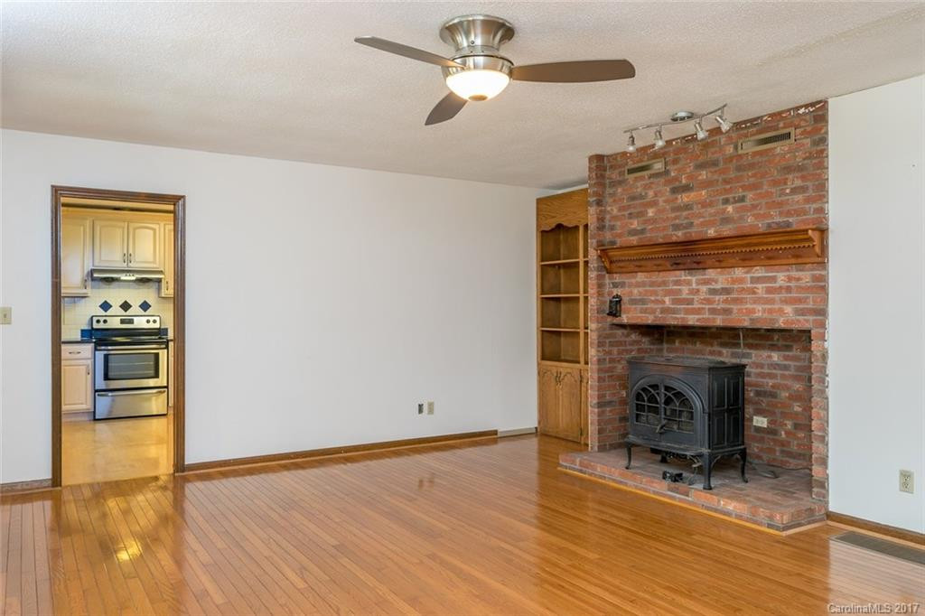 132 Laurel Lane - Photo 10