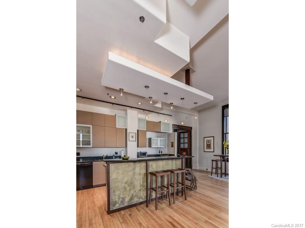 84 Walnut Street #204 - Photo 6