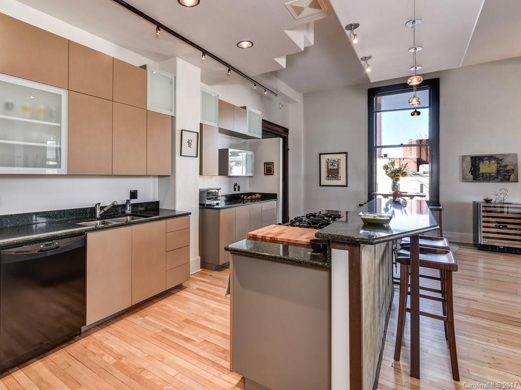84 Walnut Street #204 - Photo 7