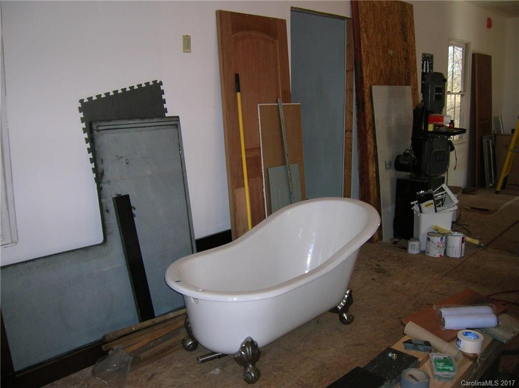 601 John Delk Road - Photo 4