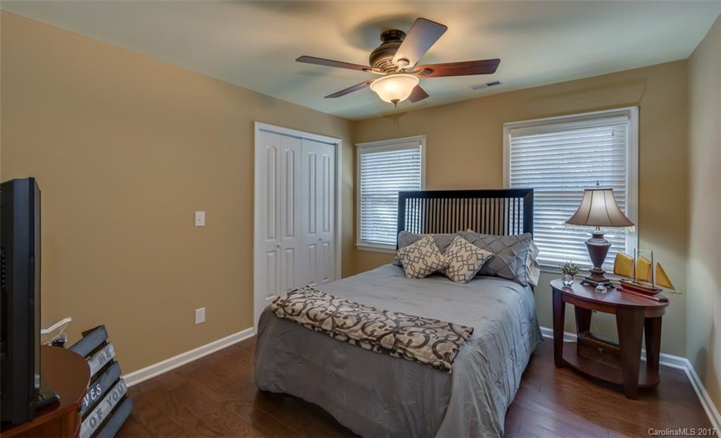 275 Edwards Street - Photo 20