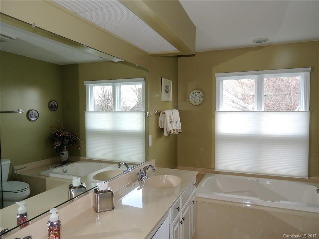 119 Carriage Walk Lane #F-1 - Photo 16