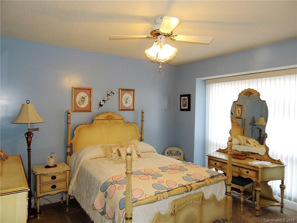 119 Carriage Walk Lane #F-1 - Photo 18