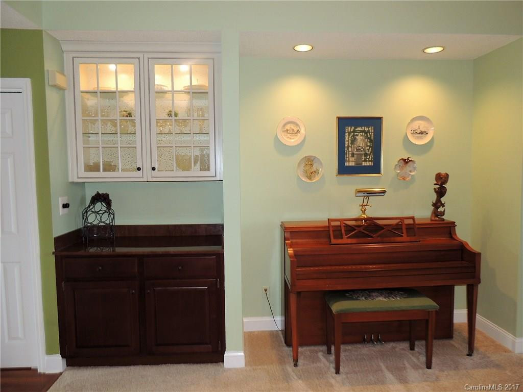 119 Carriage Walk Lane #F-1 - Photo 10