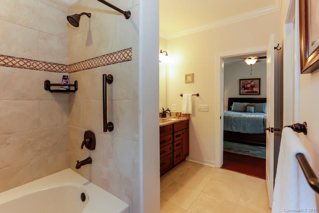 813 Beech Tree Place - Photo 16