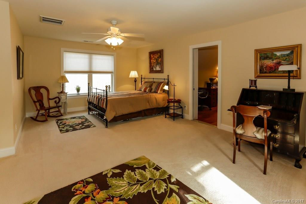 813 Beech Tree Place - Photo 17