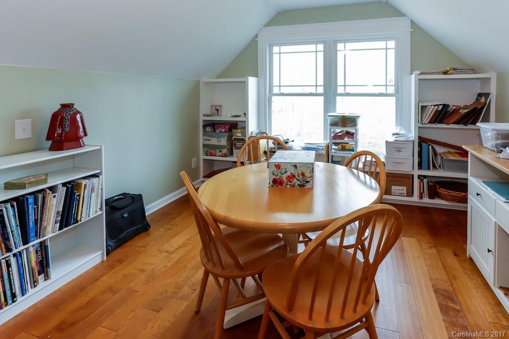 813 Beech Tree Place - Photo 19