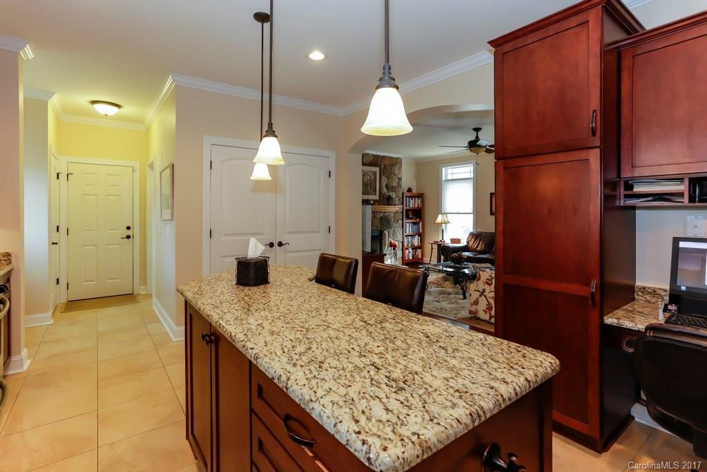 813 Beech Tree Place - Photo 8
