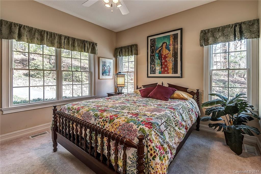 171 Skyview Circle - Photo 12