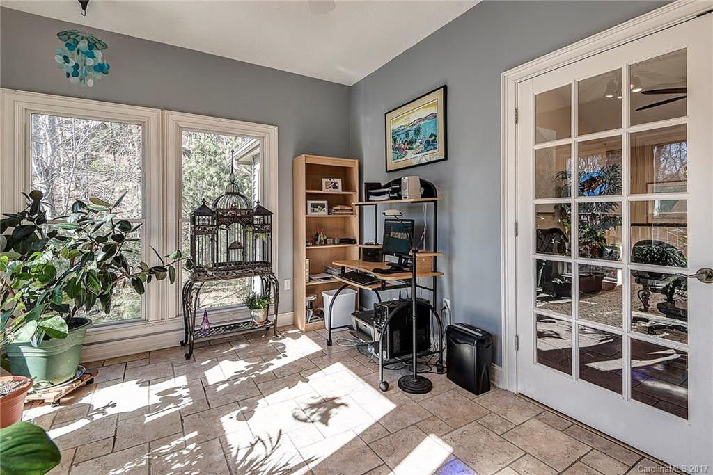 171 Skyview Circle - Photo 9