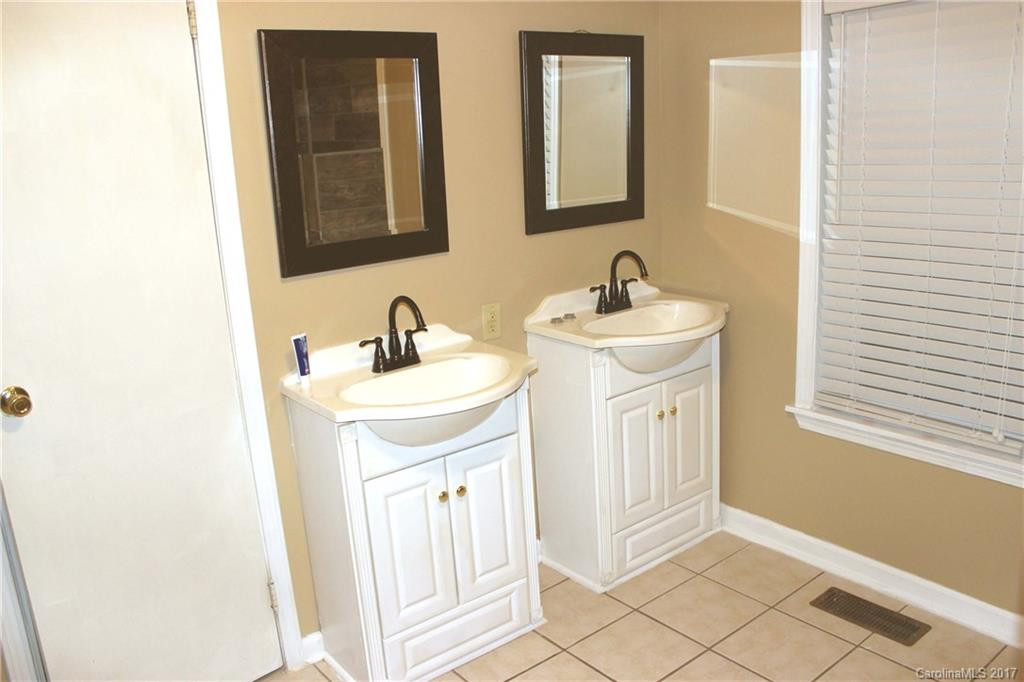 525 Stoney Mountain Road - Photo 17