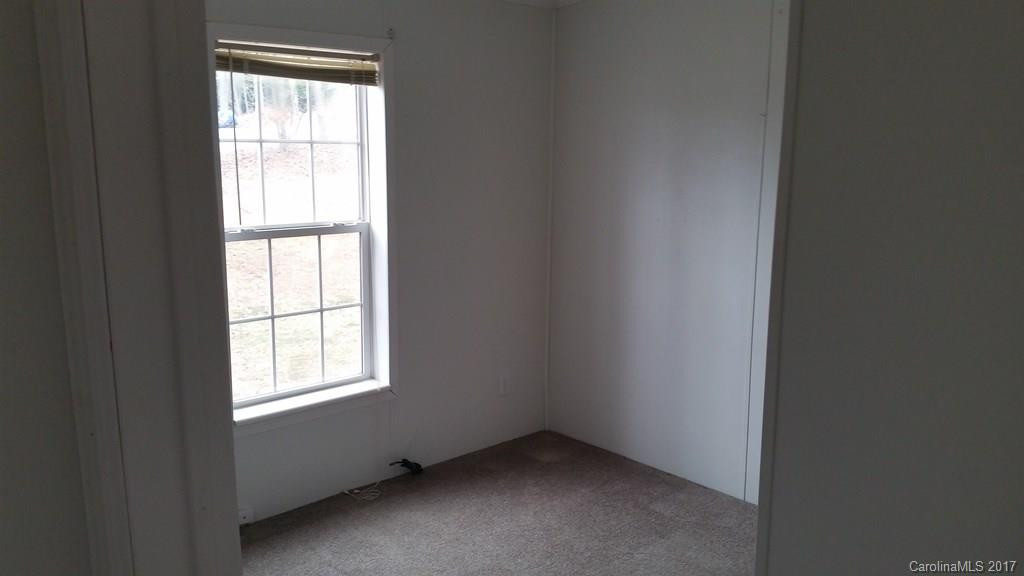 31 Evelyn Acres None - Photo 5