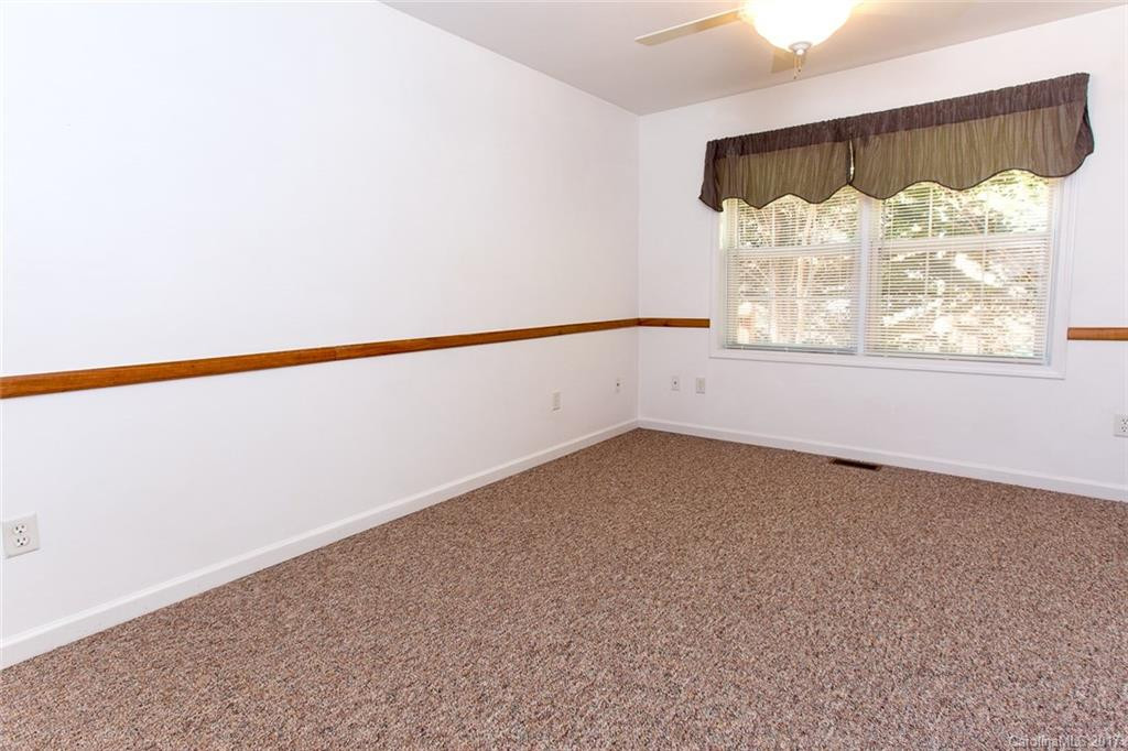 33 Kirby Road #33 - Photo 13