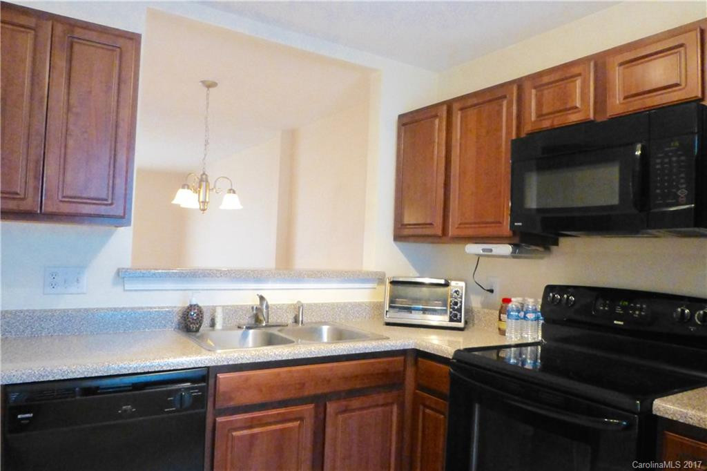 94 Torrington Avenue #94 - Photo 4