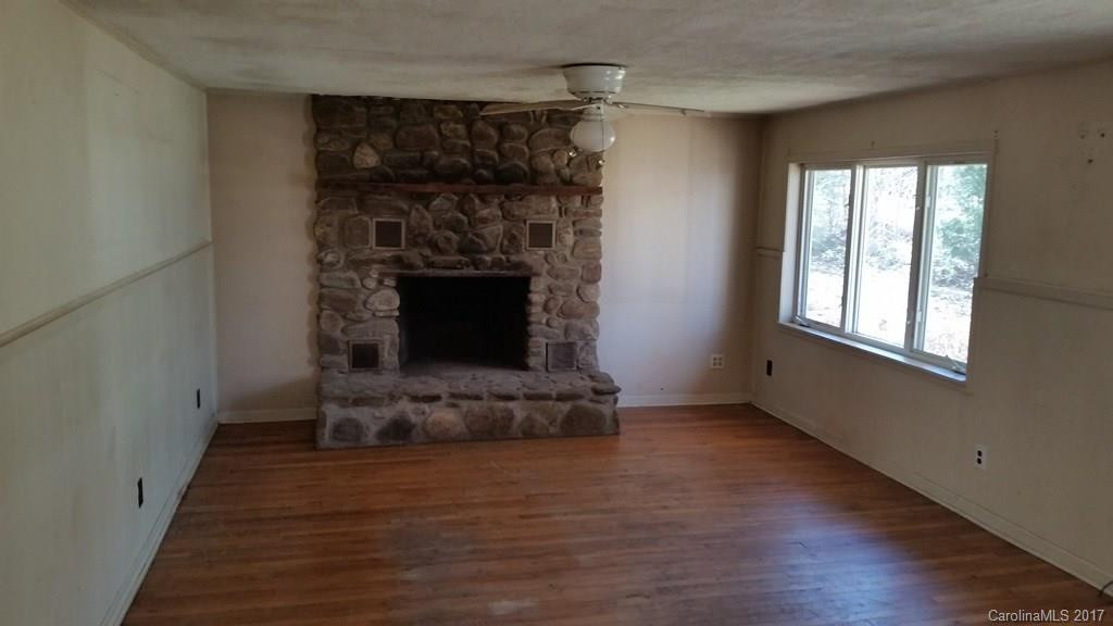 2143 Pisgah Highway - Photo 3