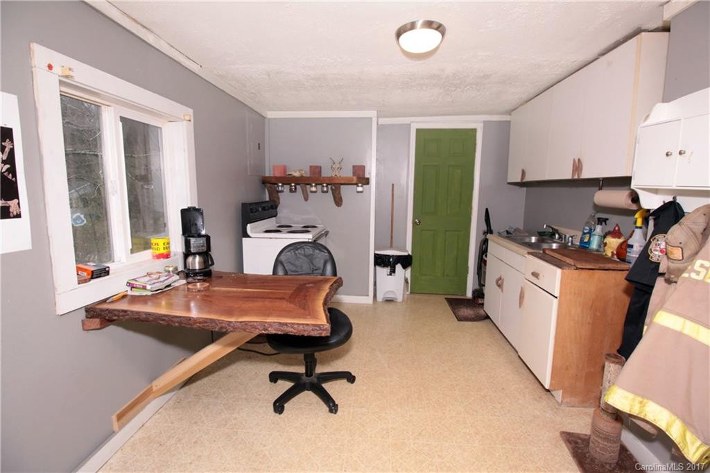 42 Reservoir Road - Photo 15
