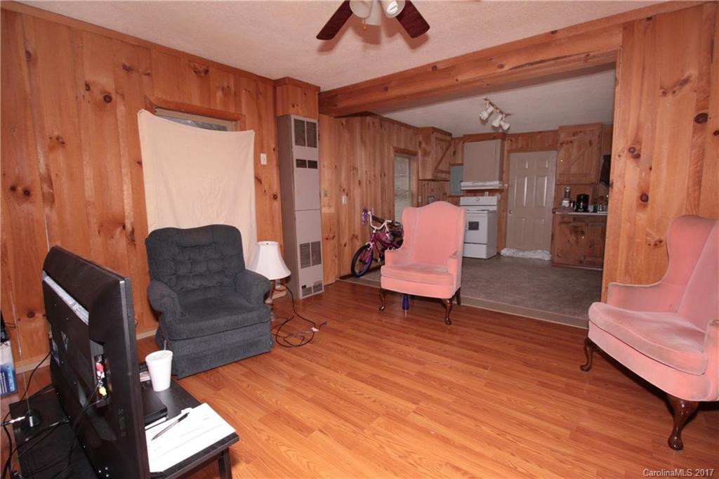 42 Reservoir Road - Photo 4