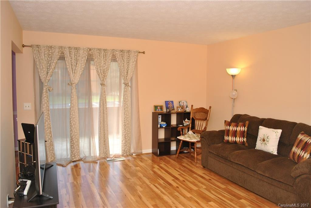 1765 Haywood Manor Road #B - Photo 3