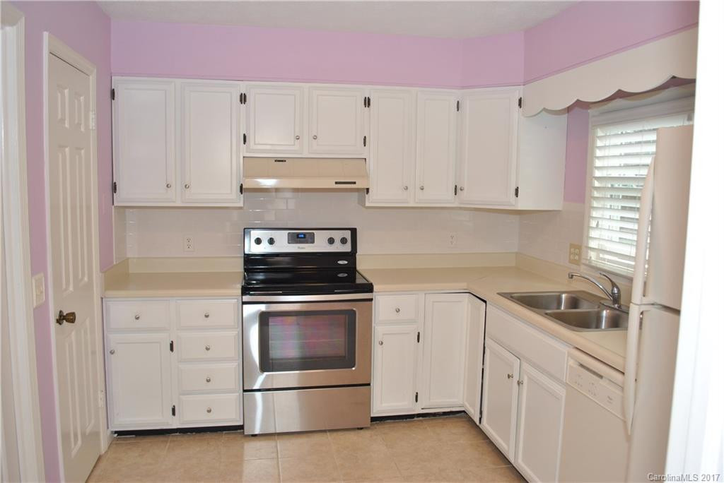 1765 Haywood Manor Road #B - Photo 9