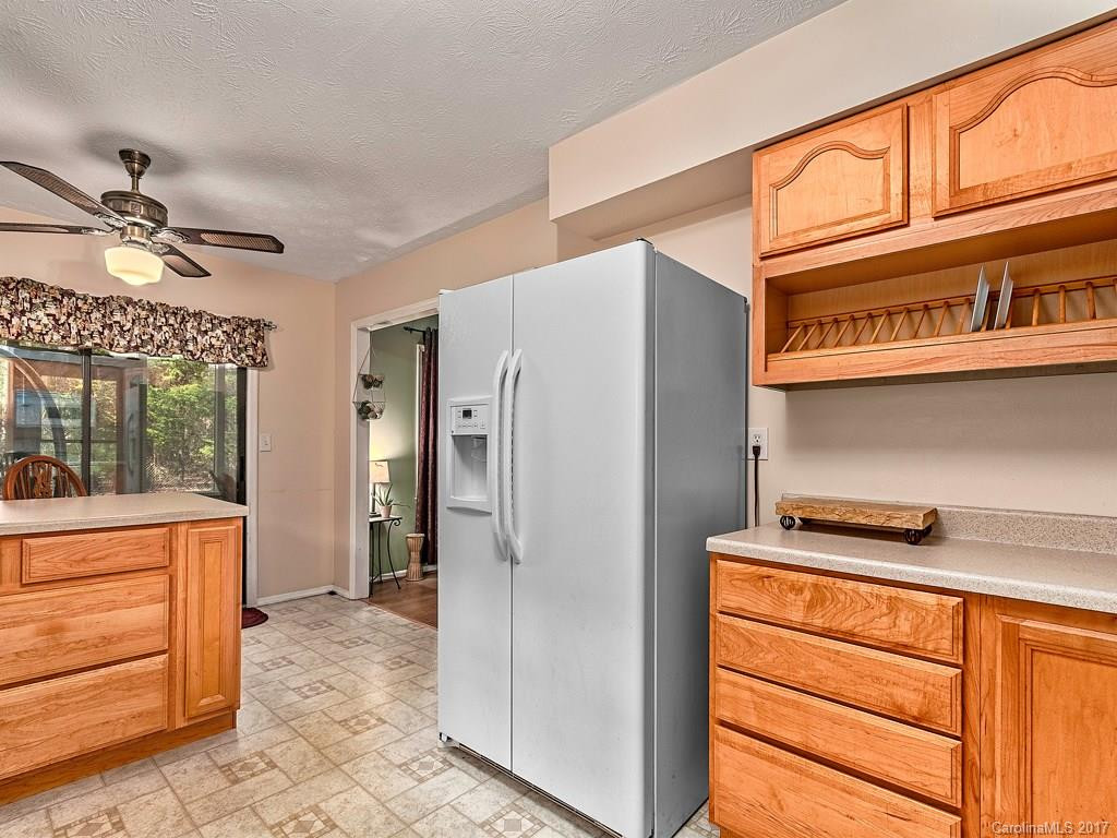 35 Ferenvilla Drive - Photo 4
