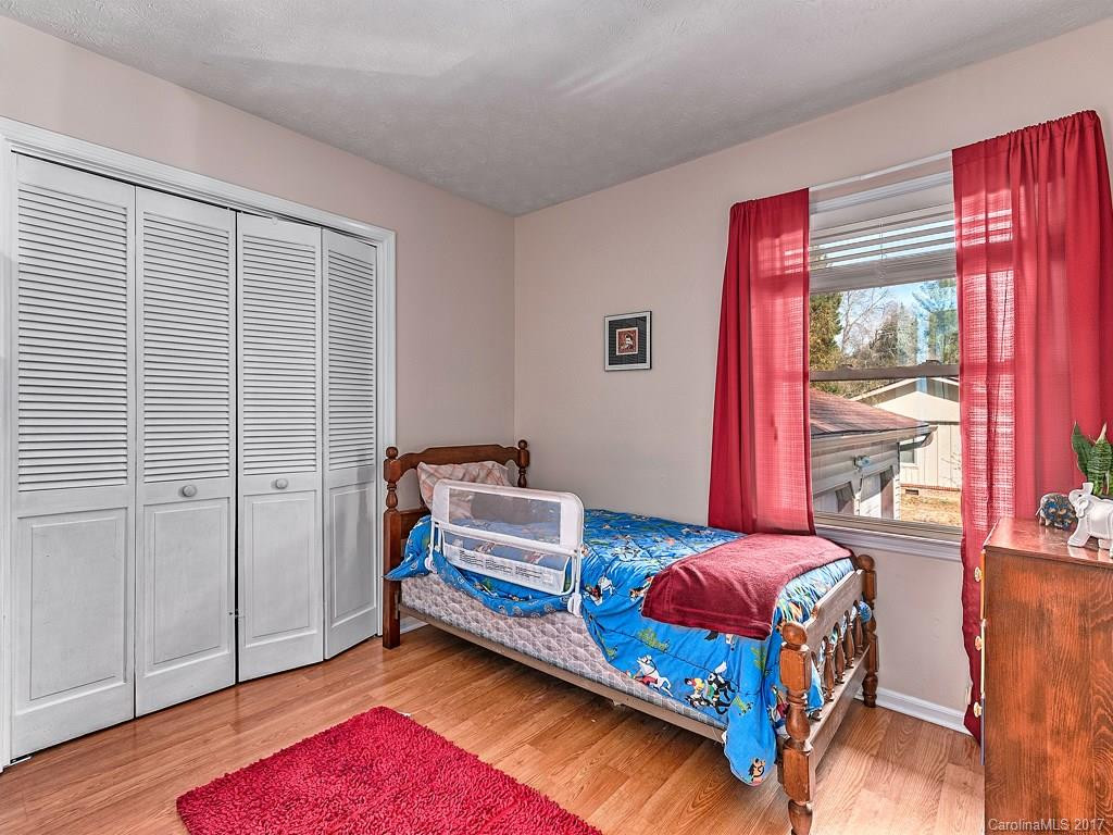 35 Ferenvilla Drive - Photo 8