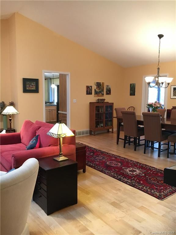 539 Butternut Lane - Photo 4