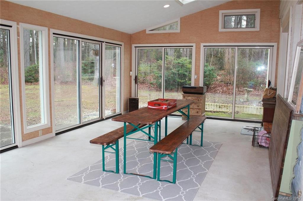 1341 Chanteloup Drive - Photo 15