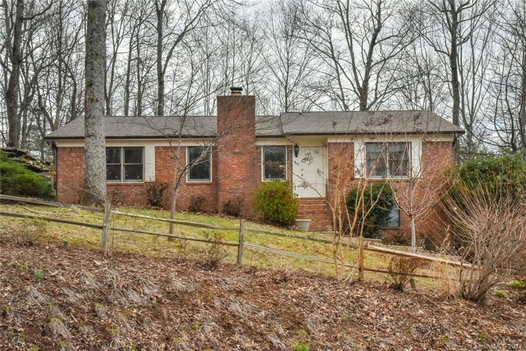 902 Rainbow Lane