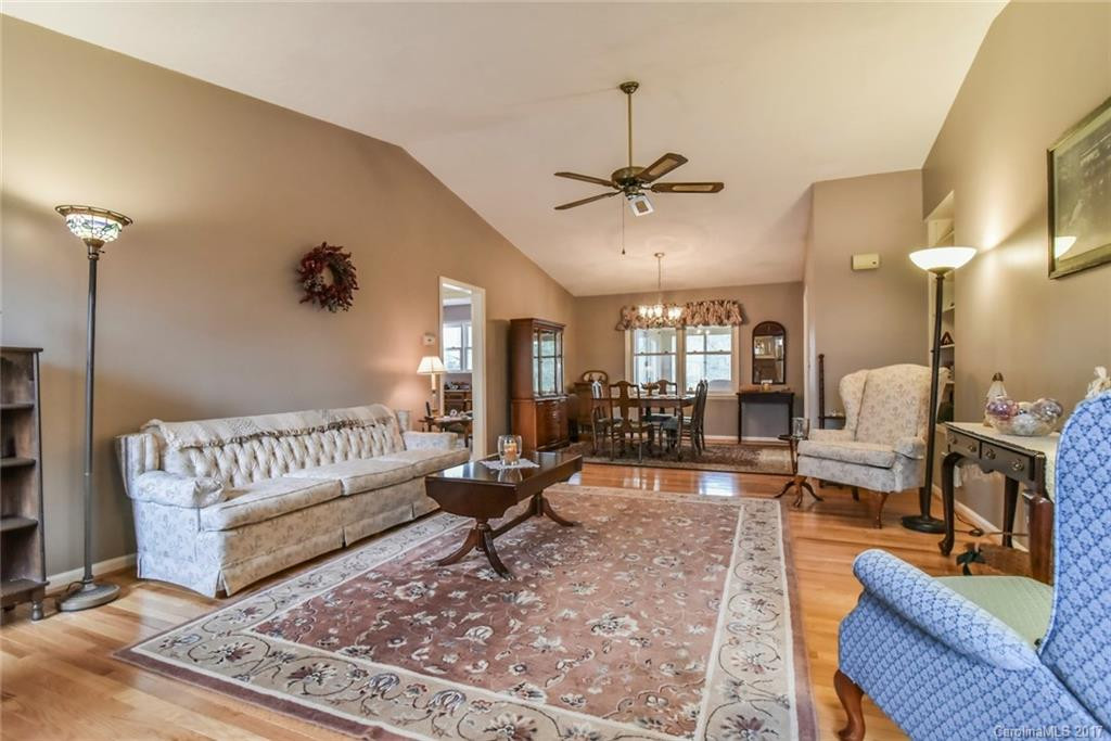 902 Rainbow Lane - Photo 16