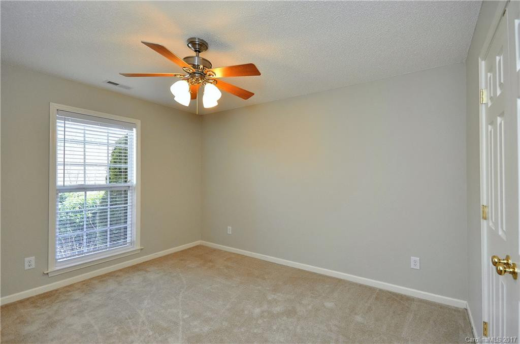 89 Running Briar Road - Photo 17