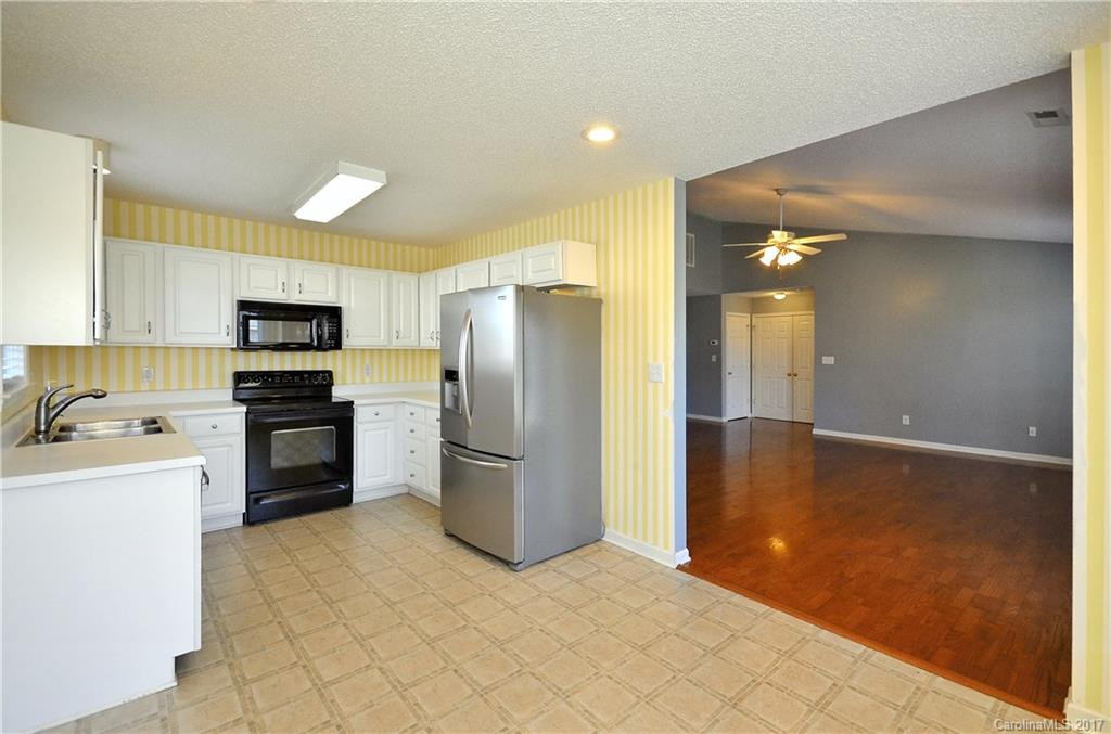 89 Running Briar Road - Photo 10