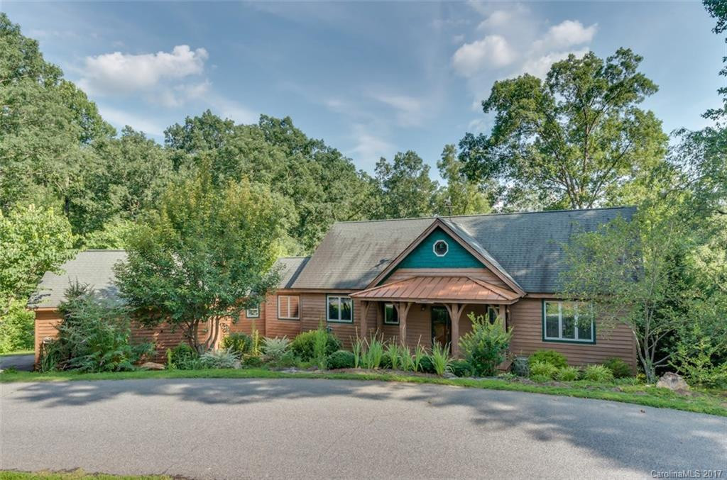 658 Moss Drive
