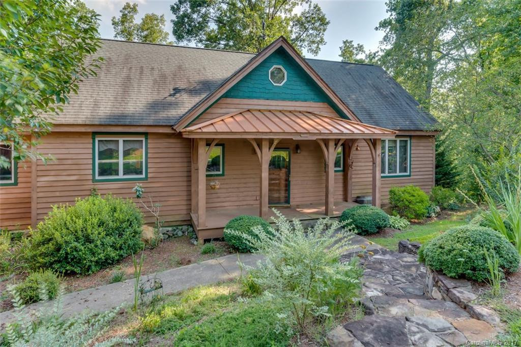 658 Moss Drive - Photo 2