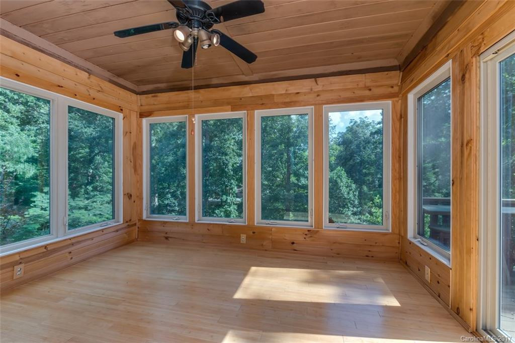 658 Moss Drive - Photo 12