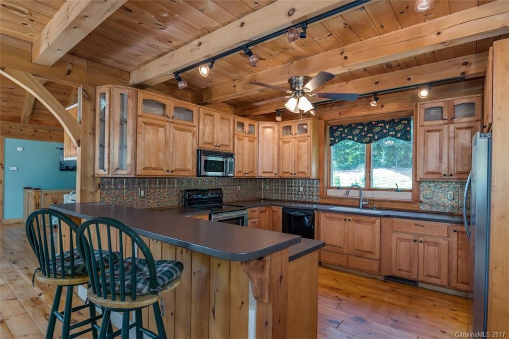 658 Moss Drive - Photo 8